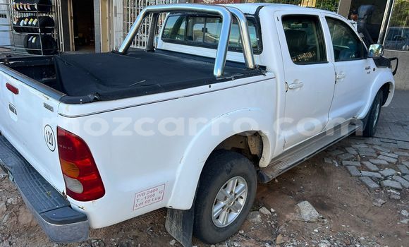 Buy Used Toyota Hilux White Car in Maputo in Maputo Buy Used Toyota Hilux White Car in Maputo in Maputo