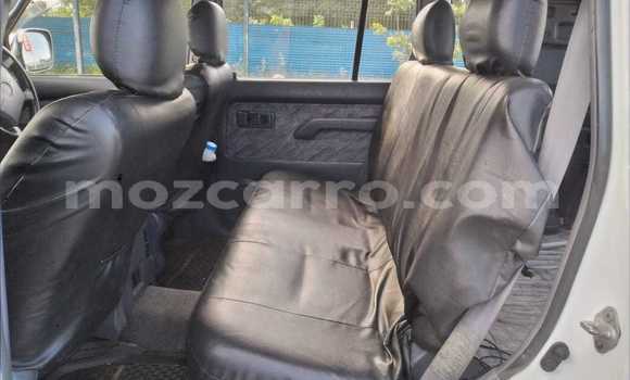 Tenga Tsaru Toyota Land Cruiser Prado Chena Mota in Maputo in Maputo Tenga Tsaru Toyota Land Cruiser Prado Chena Mota in Maputo in Maputo