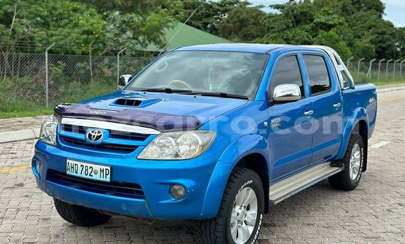 Nunua Ilio tumika Toyota Hiluxe VIGO Bluu Gari ndani ya Maputo nchini Maputo