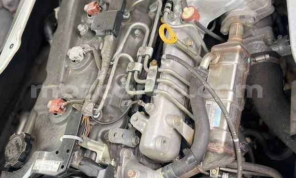 Nunua Ilio tumika Toyota Hiace Nyeupe Gari ndani ya Maputo nchini Maputo Nunua Ilio tumika Toyota Hiace Nyeupe Gari ndani ya Maputo nchini Maputo