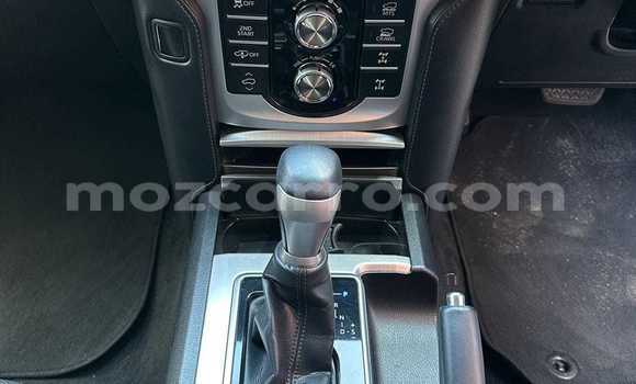 Nunua Ilio tumika Toyota Land Cruiser Prado Nyeusi Gari ndani ya Maputo nchini Maputo Nunua Ilio tumika Toyota Land Cruiser Prado Nyeusi Gari ndani ya Maputo nchini Maputo