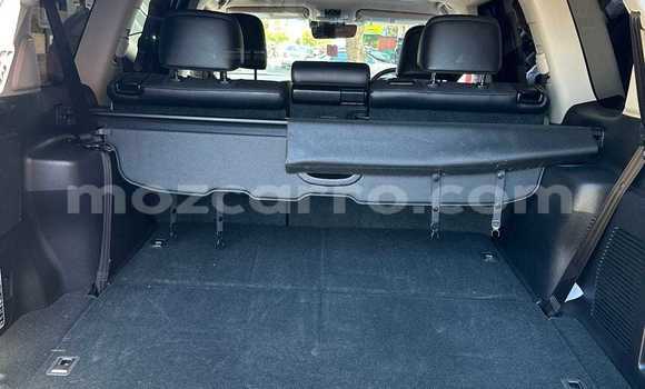 Nunua Ilio tumika Toyota Land Cruiser Prado Nyeusi Gari ndani ya Maputo nchini Maputo Nunua Ilio tumika Toyota Land Cruiser Prado Nyeusi Gari ndani ya Maputo nchini Maputo