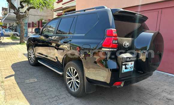 Nunua Ilio tumika Toyota Land Cruiser Prado Nyeusi Gari ndani ya Maputo nchini Maputo Nunua Ilio tumika Toyota Land Cruiser Prado Nyeusi Gari ndani ya Maputo nchini Maputo