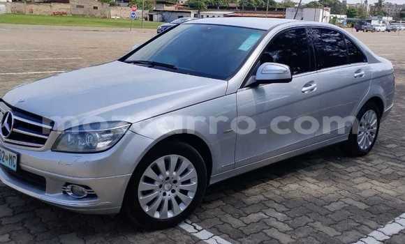 Comprar Usado Mercedes-Benz C250 coupe De outros Carro em Maputo em Maputo