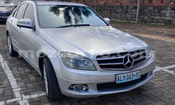 Tenga Tsaru Mercedes-Benz C250 coupe Zvimwe Mota in Maputo in Maputo Tenga Tsaru Mercedes-Benz C250 coupe Zvimwe Mota in Maputo in Maputo