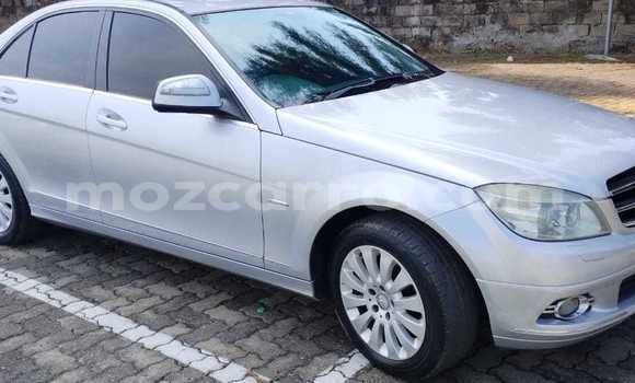 Tenga Tsaru Mercedes-Benz C250 coupe Zvimwe Mota in Maputo in Maputo Tenga Tsaru Mercedes-Benz C250 coupe Zvimwe Mota in Maputo in Maputo