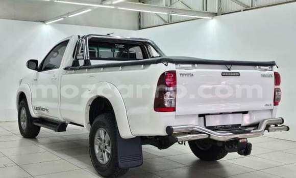 Comprar Usado Toyota Hilux Branco Carro em Maputo em Maputo Comprar Usado Toyota Hilux Branco Carro em Maputo em Maputo
