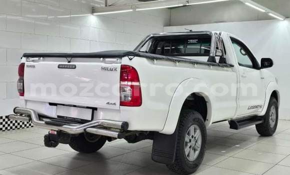 Comprar Usado Toyota Hilux Branco Carro em Maputo em Maputo Comprar Usado Toyota Hilux Branco Carro em Maputo em Maputo
