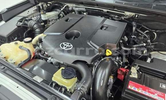 Tenga Tsaru Toyota Hilux Chena Mota in Maputo in Maputo Tenga Tsaru Toyota Hilux Chena Mota in Maputo in Maputo