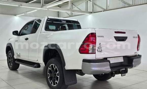 Tenga Tsaru Toyota Hilux Chena Mota in Maputo in Maputo Tenga Tsaru Toyota Hilux Chena Mota in Maputo in Maputo