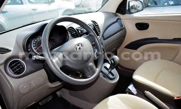 Comprar Importar Hyundai i10 Branco Carro em Import - Dubai em Cabo Delgado Comprar Importar Hyundai i10 Branco Carro em Import - Dubai em Cabo Delgado