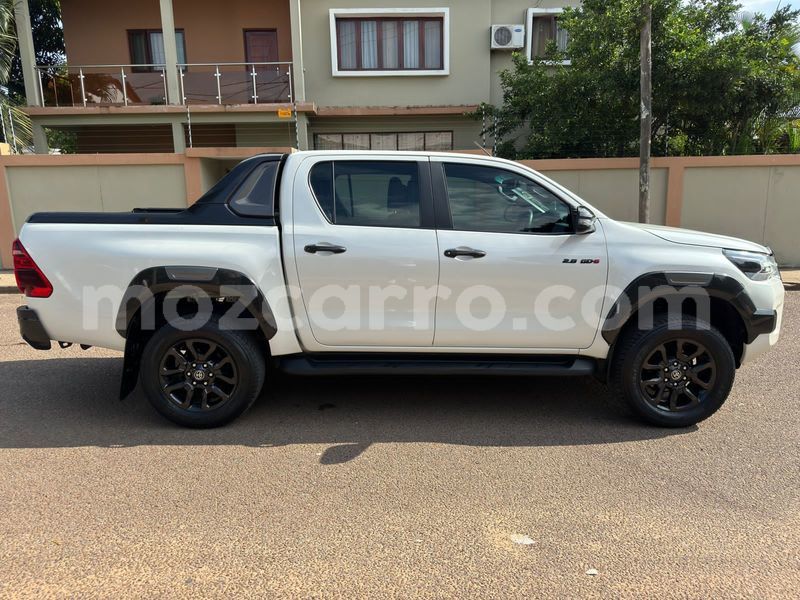 Big with watermark toyota hiluxe revo maputo maputo 21726