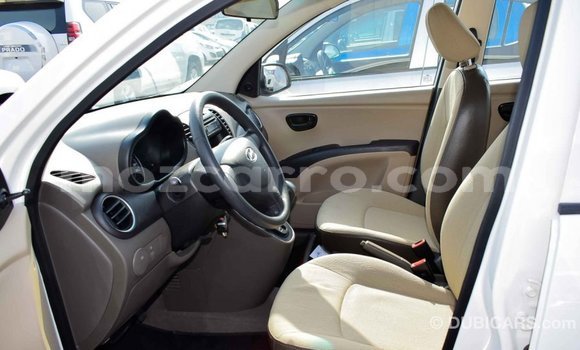Comprar Importar Hyundai i10 Branco Carro em Import - Dubai em Cabo Delgado Comprar Importar Hyundai i10 Branco Carro em Import - Dubai em Cabo Delgado