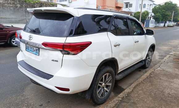 Buy New Toyota Fortuner White Car in Maputo in Maputo Buy New Toyota Fortuner White Car in Maputo in Maputo