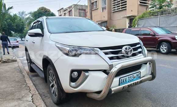 Buy New Toyota Fortuner White Car in Maputo in Maputo Buy New Toyota Fortuner White Car in Maputo in Maputo