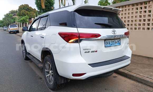 Buy New Toyota Fortuner White Car in Maputo in Maputo Buy New Toyota Fortuner White Car in Maputo in Maputo