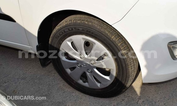 Comprar Importar Hyundai i10 Branco Carro em Import - Dubai em Cabo Delgado Comprar Importar Hyundai i10 Branco Carro em Import - Dubai em Cabo Delgado