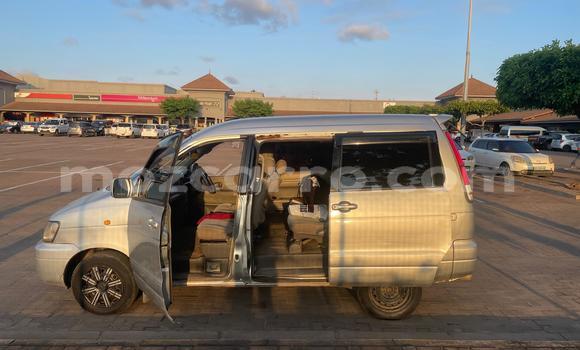 Comprar Usado Toyota Noah Prata Carro em Maputo em Maputo Comprar Usado Toyota Noah Prata Carro em Maputo em Maputo