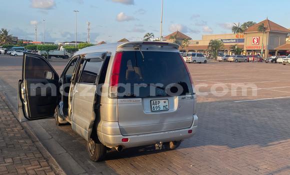 Comprar Usado Toyota Noah Prata Carro em Maputo em Maputo Comprar Usado Toyota Noah Prata Carro em Maputo em Maputo