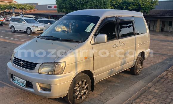 Comprar Usado Toyota Noah Prata Carro em Maputo em Maputo Comprar Usado Toyota Noah Prata Carro em Maputo em Maputo