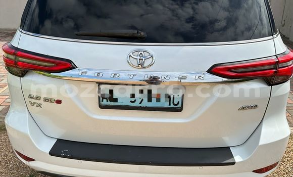 Buy Used Toyota Fortuner White Car in Maputo in Maputo Buy Used Toyota Fortuner White Car in Maputo in Maputo