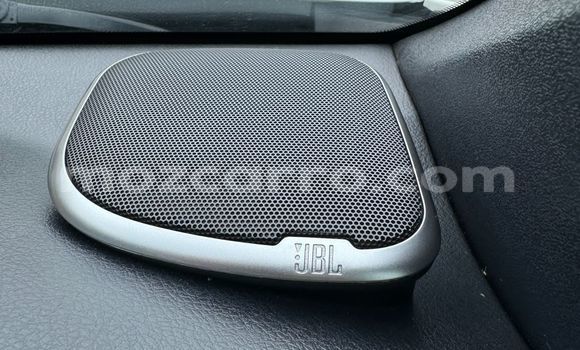 Comprar Usado Toyota Land Cruiser Branco Carro em Maputo em Maputo Comprar Usado Toyota Land Cruiser Branco Carro em Maputo em Maputo