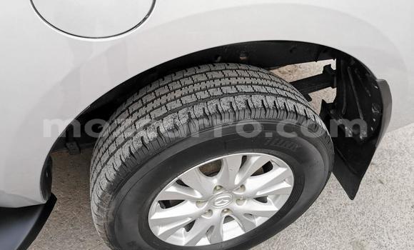 Nunua Ilio tumika Mazda BT-50 Fedha Gari ndani ya Maputo nchini Maputo Nunua Ilio tumika Mazda BT-50 Fedha Gari ndani ya Maputo nchini Maputo