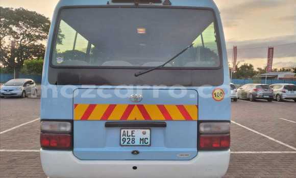 Nunua Ilio tumika Toyota Coaster Bluu Gari ndani ya Maputo nchini Maputo Nunua Ilio tumika Toyota Coaster Bluu Gari ndani ya Maputo nchini Maputo