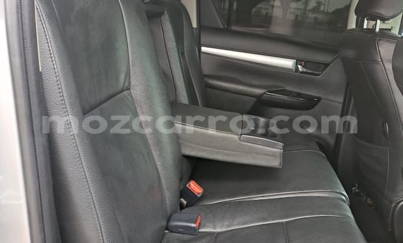 Buy Used Toyota Hilux Silver Car in Maputo in Maputo Buy Used Toyota Hilux Silver Car in Maputo in Maputo