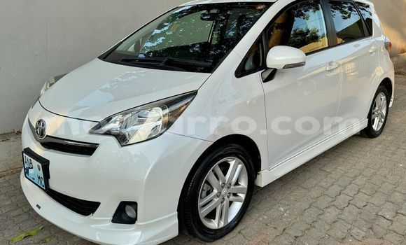 Comprar Importar Toyota Ractis Branco Carro em Maputo em Maputo