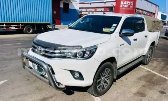 Comprar Usado Toyota Hilux Branco Carro em Maputo em Maputo Comprar Usado Toyota Hilux Branco Carro em Maputo em Maputo