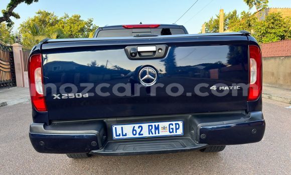 Nunua Ilio tumika Mercedes-Benz E-Classe Nyeusi Gari ndani ya Maputo nchini Maputo Nunua Ilio tumika Mercedes-Benz E-Classe Nyeusi Gari ndani ya Maputo nchini Maputo