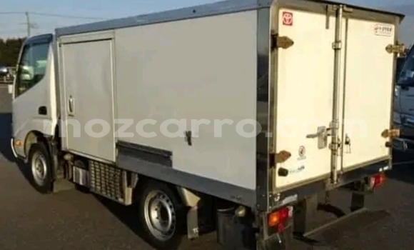 Buy Used Toyota Dyna White Car in Maputo in Maputo Buy Used Toyota Dyna White Car in Maputo in Maputo