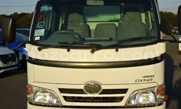 Buy Used Toyota Dyna White Car in Maputo in Maputo Buy Used Toyota Dyna White Car in Maputo in Maputo
