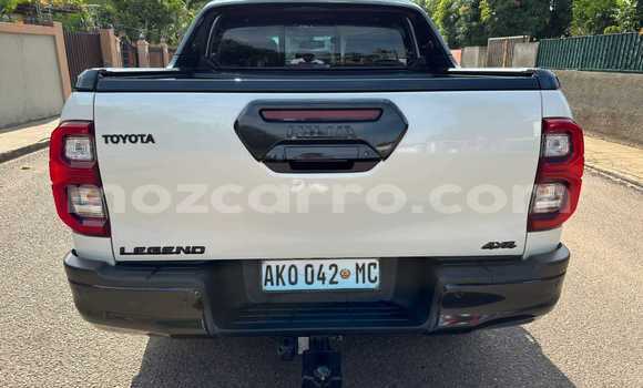 Comprar Usado Toyota Hiluxe Revo Branco Carro em Maputo em Maputo Comprar Usado Toyota Hiluxe Revo Branco Carro em Maputo em Maputo