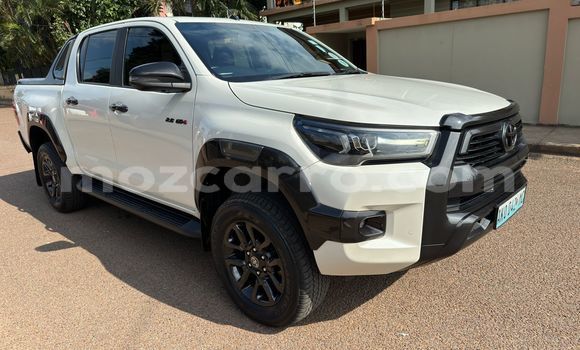 Comprar Novo Toyota Hilux Branco Carro em Maputo em Maputo Comprar Novo Toyota Hilux Branco Carro em Maputo em Maputo