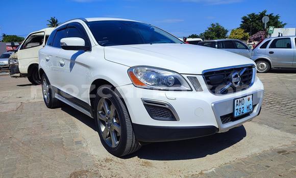 Comprar Usado Volvo C70 Branco Carro em Maputo em Maputo