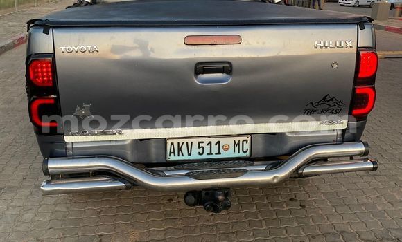 Comprar Usado Toyota Hilux Prata Carro em Maputo em Maputo Comprar Usado Toyota Hilux Prata Carro em Maputo em Maputo