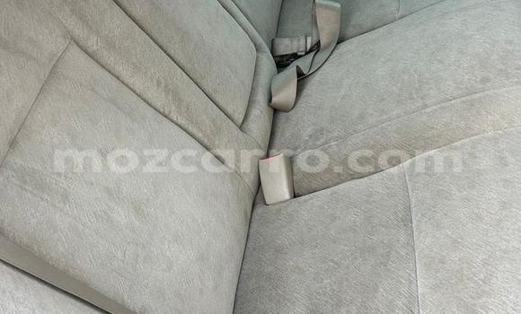 Nunua Ilio tumika Toyota Corolla Fedha Gari ndani ya Maputo nchini Maputo Nunua Ilio tumika Toyota Corolla Fedha Gari ndani ya Maputo nchini Maputo