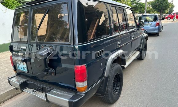 Comprar Usado Toyota Hilux Azul Carro em Maputo em Maputo Comprar Usado Toyota Hilux Azul Carro em Maputo em Maputo