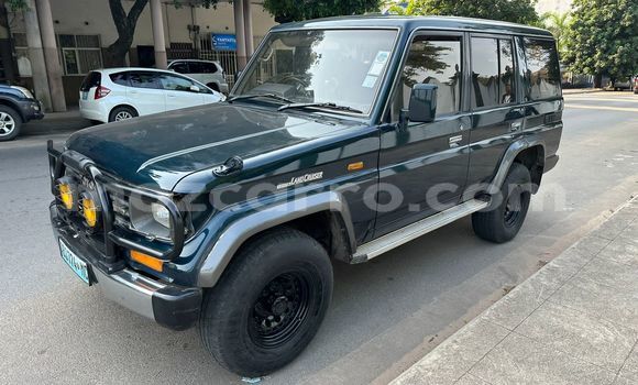 Comprar Usado Toyota Hilux Azul Carro em Maputo em Maputo Comprar Usado Toyota Hilux Azul Carro em Maputo em Maputo