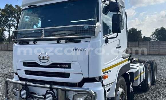 Comprar Usado Nissan UD Branco Caminhão em Maputo em Maputo Comprar Usado Nissan UD Branco Caminhão em Maputo em Maputo