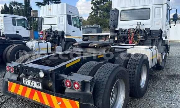 Comprar Usado Nissan UD Branco Caminhão em Maputo em Maputo Comprar Usado Nissan UD Branco Caminhão em Maputo em Maputo