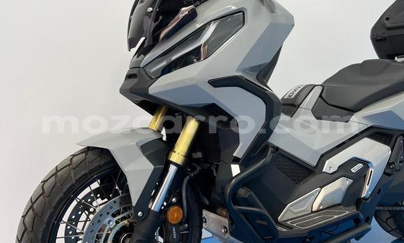 Comprar Usado Honda X-ADV Prata Moto em Maputo em Maputo