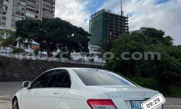 Buy New Mercedes-Benz C-Classe White Car in Maputo in Maputo Buy New Mercedes-Benz C-Classe White Car in Maputo in Maputo