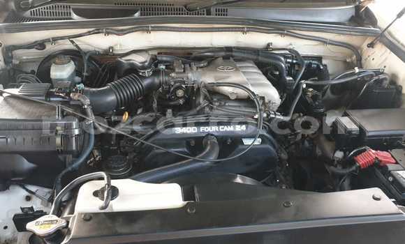 Buy Used Toyota Land Cruiser Prado White Car in Maputo in Maputo Buy Used Toyota Land Cruiser Prado White Car in Maputo in Maputo