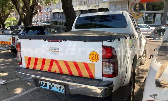 Tenga Tsaru Toyota Hilux Chena Mota in Maputo in Maputo Tenga Tsaru Toyota Hilux Chena Mota in Maputo in Maputo
