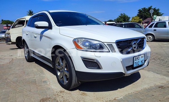 Tenga Tsaru Volvo XC90 Chena Mota in Mocambique in Nampula Tenga Tsaru Volvo XC90 Chena Mota in Mocambique in Nampula