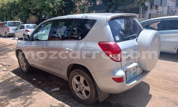 Nunua Ilio tumika Toyota RAV4 Nyingine Gari ndani ya Maputo nchini Maputo Nunua Ilio tumika Toyota RAV4 Nyingine Gari ndani ya Maputo nchini Maputo