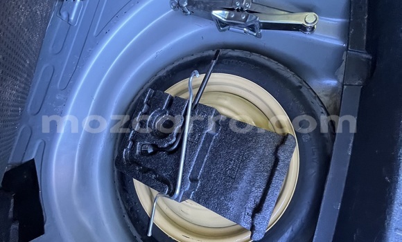 Comprar Usado Toyota Axio De outros Carro em Moçambique em Nampula Comprar Usado Toyota Axio De outros Carro em Moçambique em Nampula